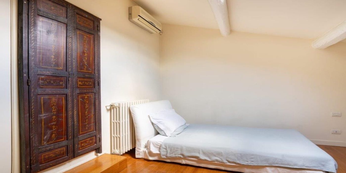 CASA 1 PIANO SETTE CAMERA 2